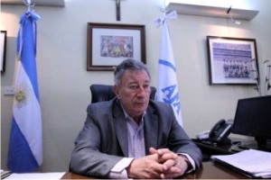 LUIS SEGURA